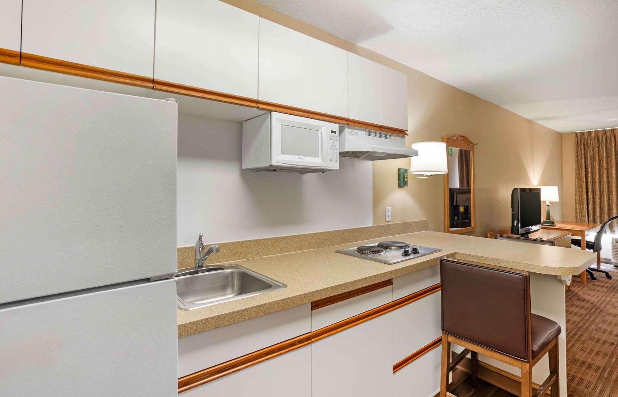 Extended Stay America Suites - Philadelphia - Horsham - Dresher Rd Exterior foto